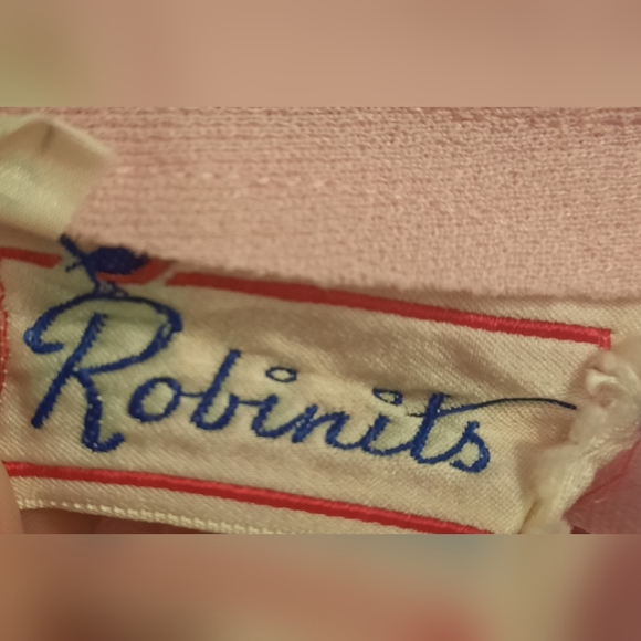 Vintage Pink Sheath Dress with Bishop Sleeves and Mock Neck - Picture 6 of 12